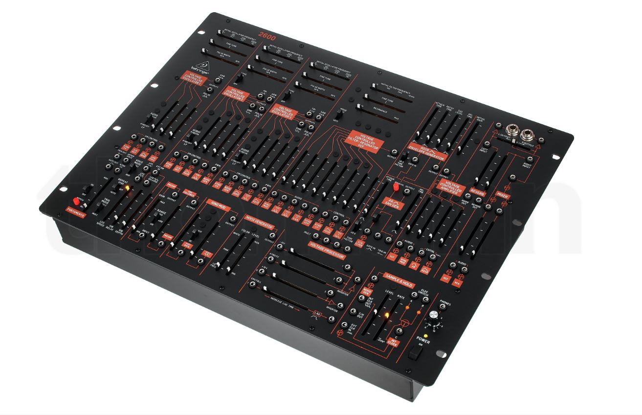 Behringer 2600